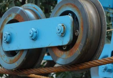 如何安裝雙托輪的托輪繩